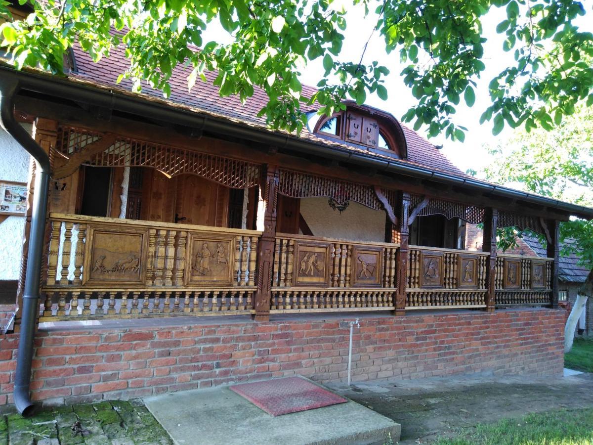 Appartamento Umjetnicka Etno Kuca Luka Podravske Sesvete Esterno foto